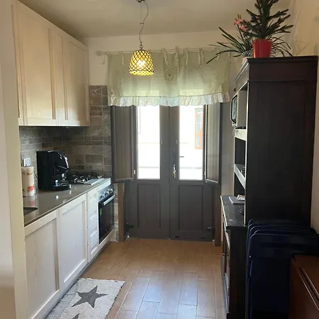 아파트 A Casa Di Antonia 로카라소